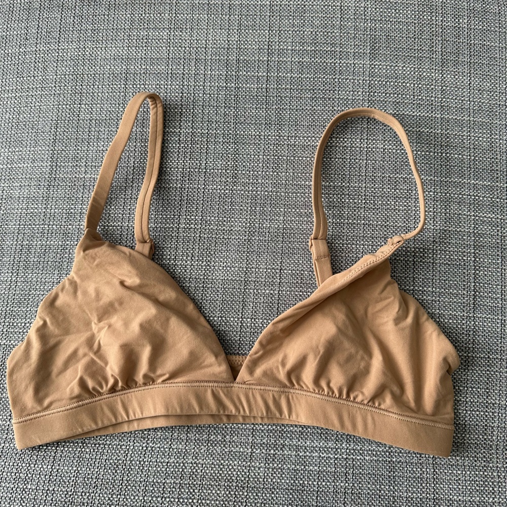 Skims Fits Everybody Triangle Bralette